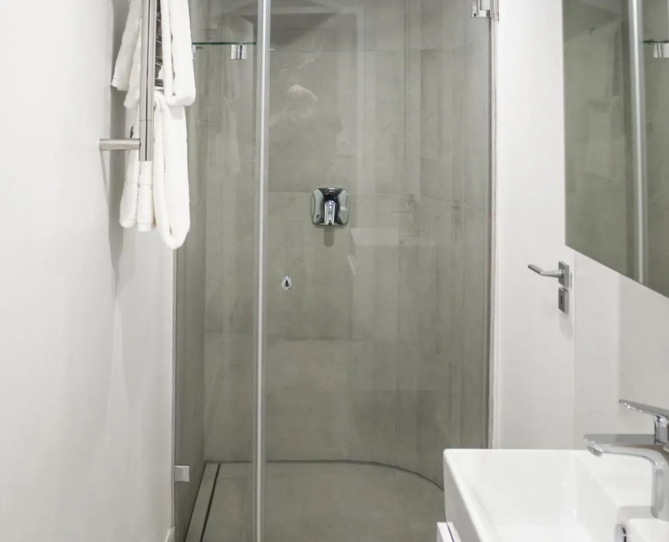 Apartment In Sea Point- With Inverter Cape Town Güney Afrika
