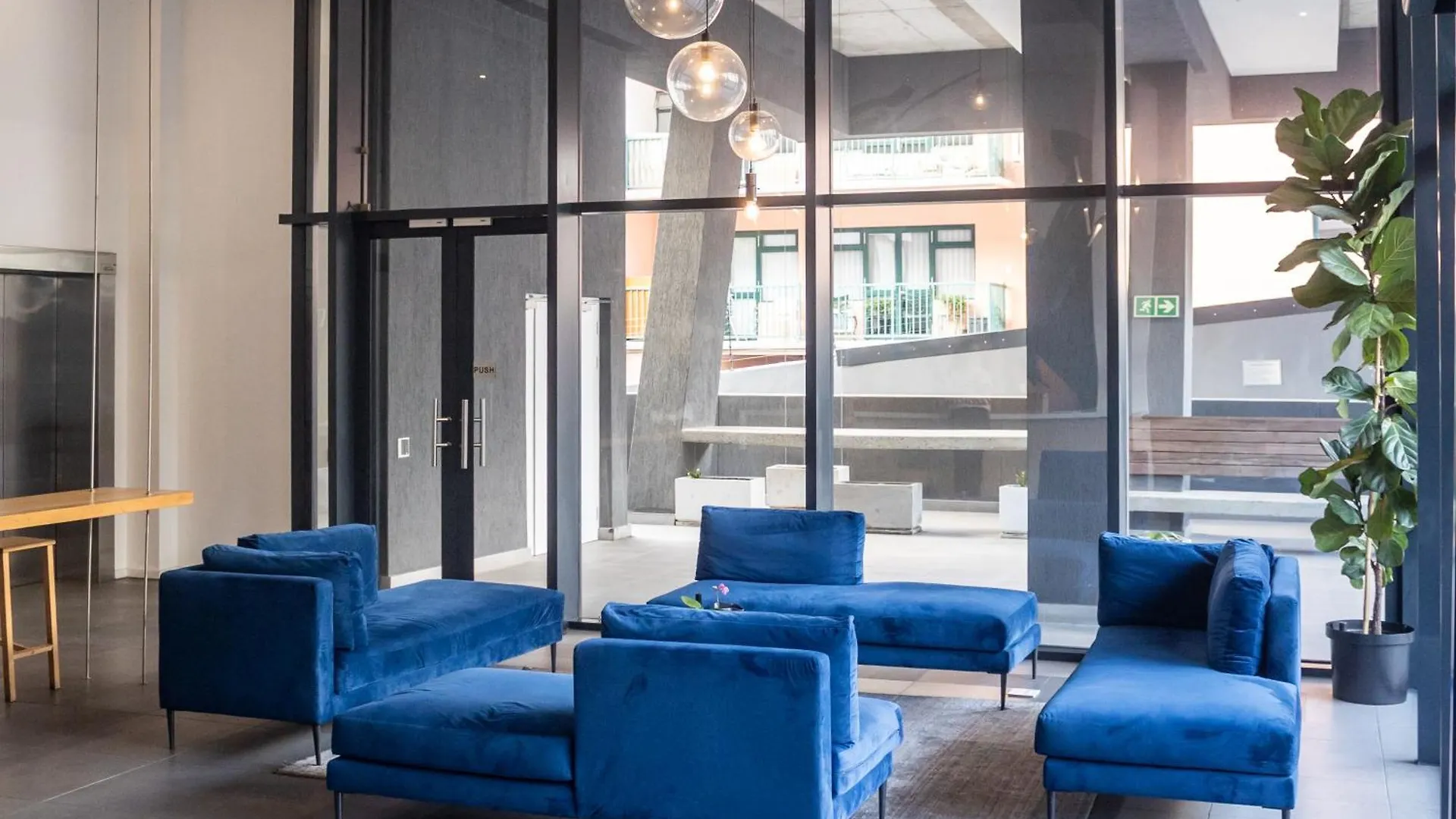 Apartment In Sea Point- With Inverter Cape Town 0*,  Güney Afrika
